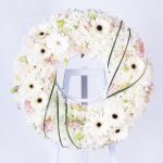 Graceful Wreath 24 1-min